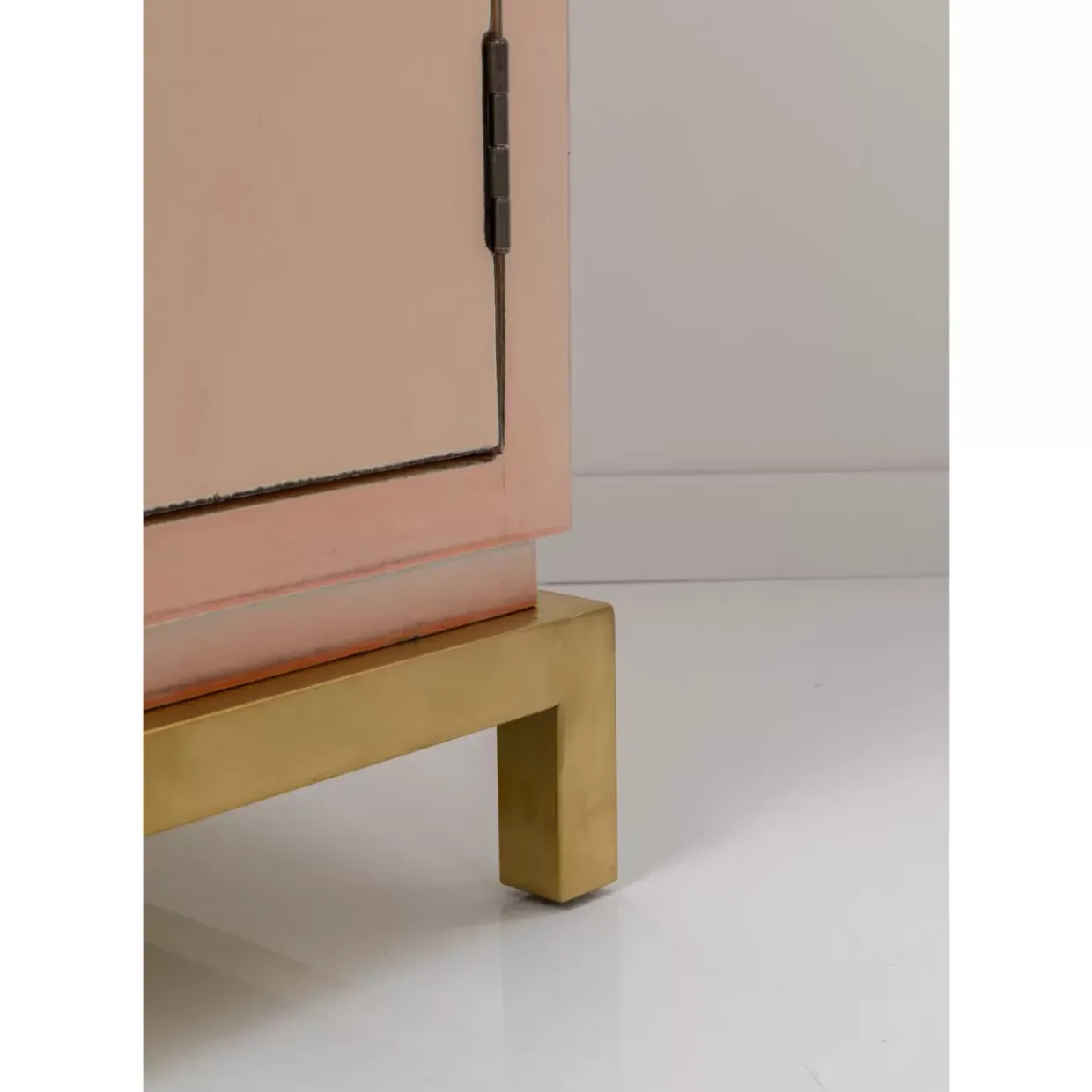 Sideboard Disk Pink